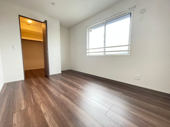 物件内観写真9　(居室)