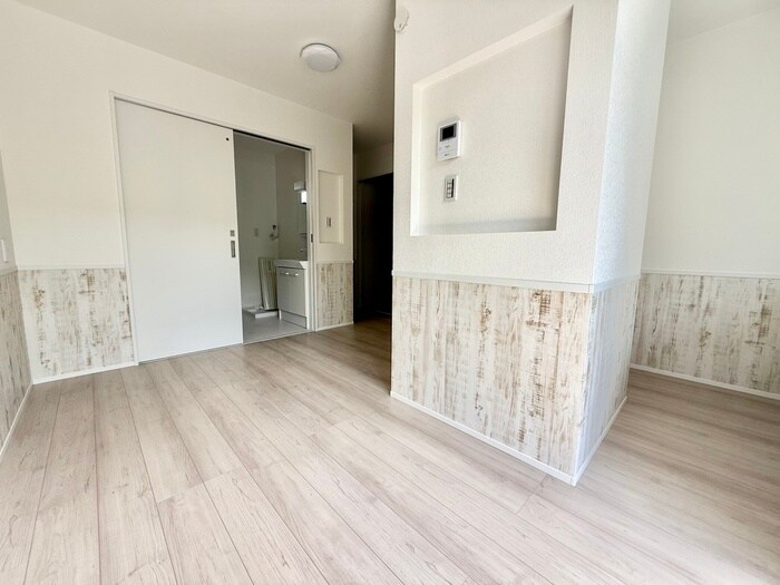 物件内観写真2　(居室)