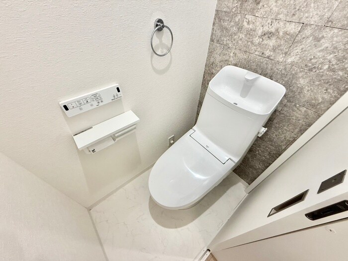 物件内観写真6　(トイレ)