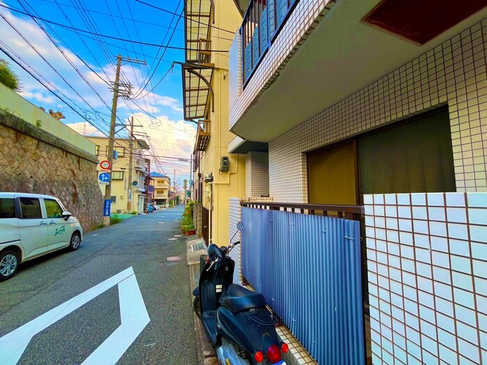 物件外観写真6　(周辺環境)