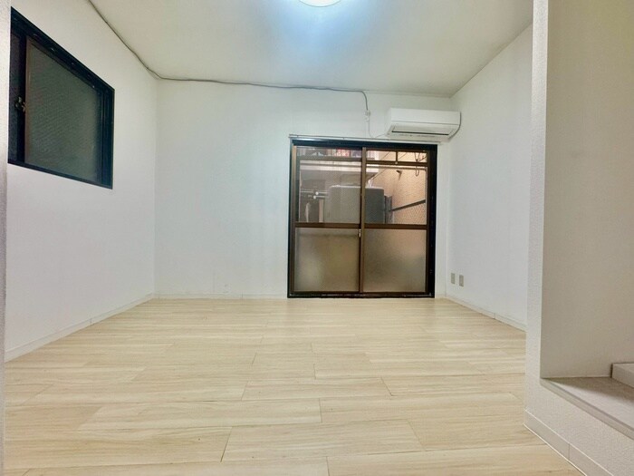 物件内観写真22　(居室)