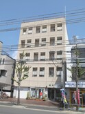 嵯峨八軒ビル２階