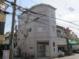 岩下ハイツ外観写真