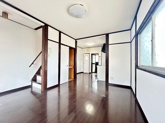 物件内観写真8　(居室)