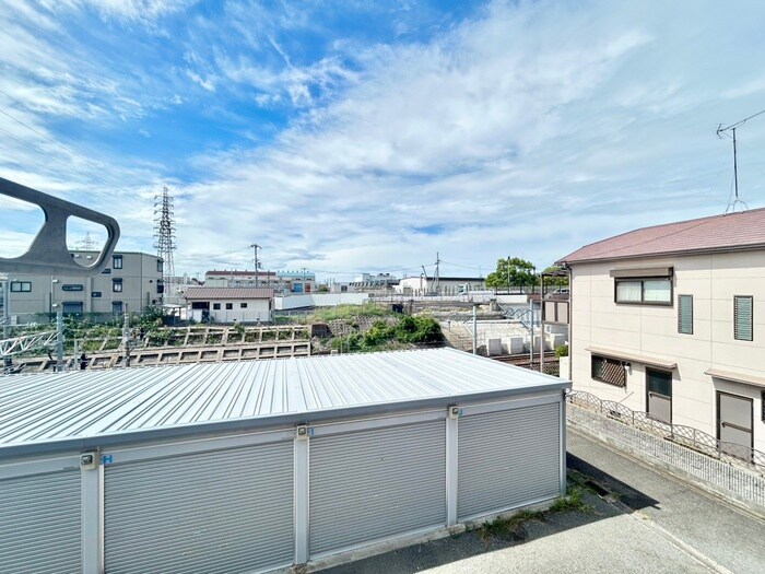 物件内観写真22　(室内からの展望)