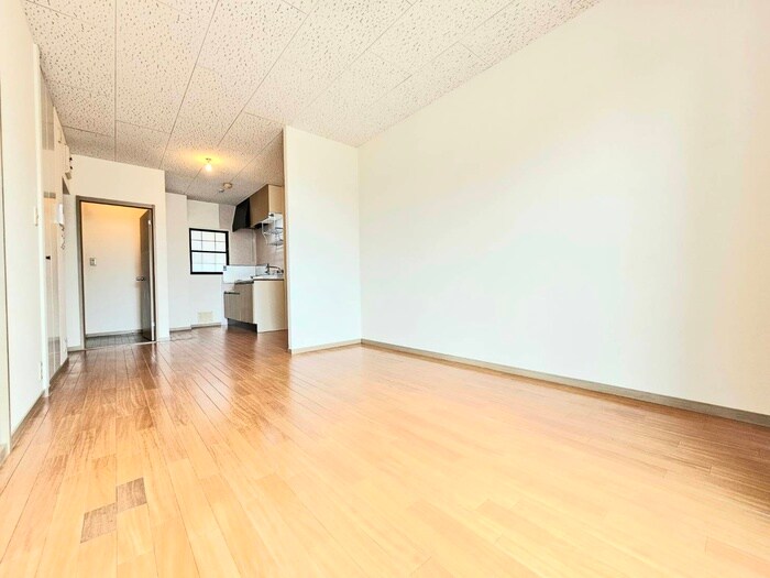 物件内観写真6　(居室)