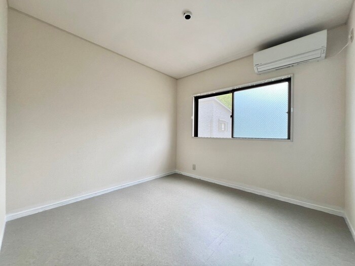 物件内観写真10　(居室)