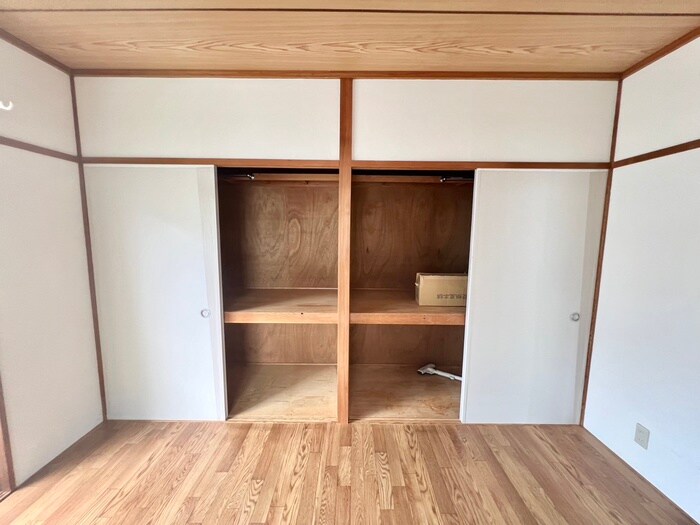 物件内観写真11　(収納)