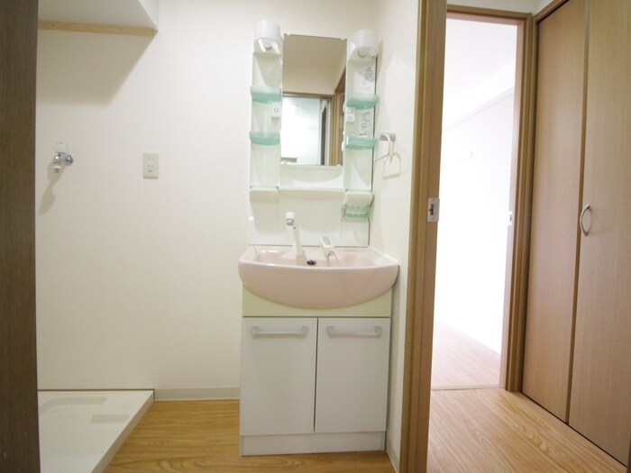 物件内観写真13　(洗面)