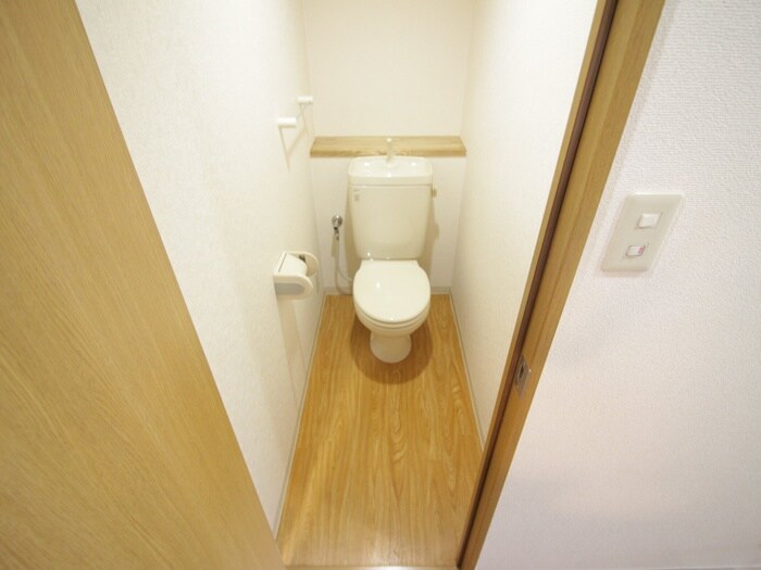 物件内観写真14　(トイレ)