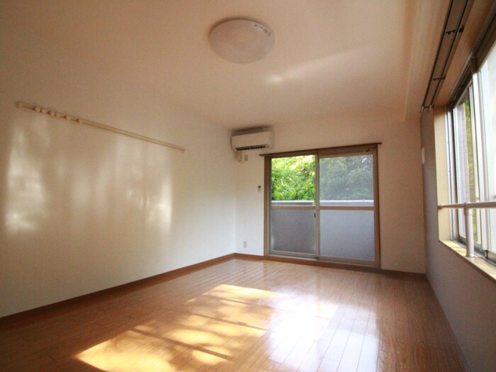 物件内観写真17　(居室)