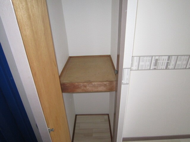 物件内観写真7　(収納)