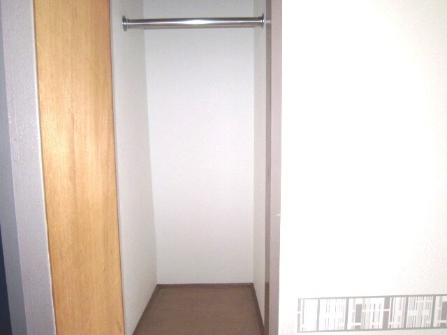 物件内観写真16　(収納)