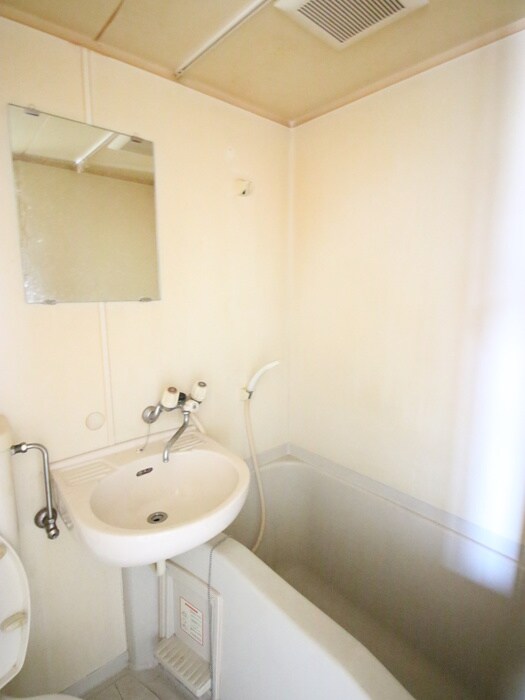 物件内観写真9　(洗面)