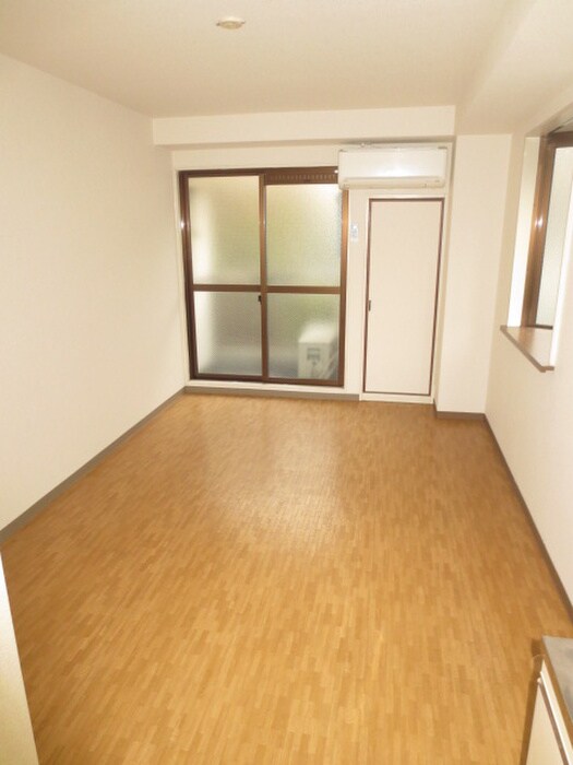 物件内観写真15　(居室)