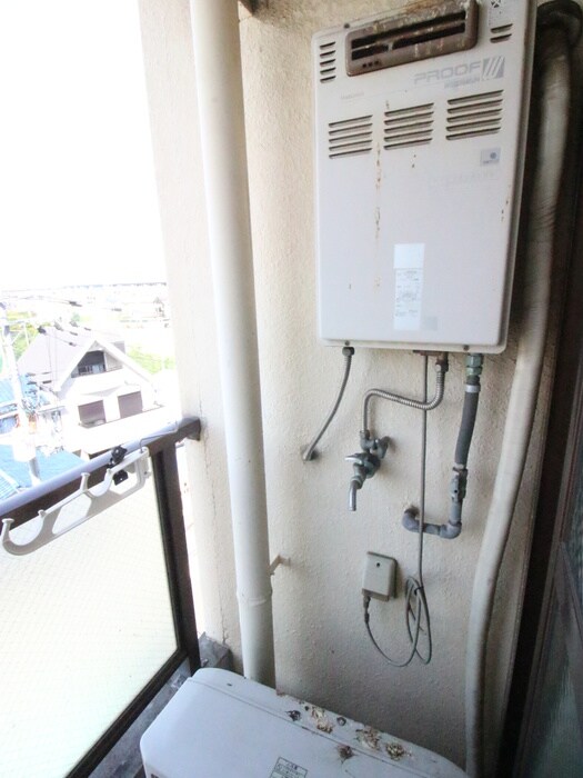 物件内観写真17　(洗濯機置場)