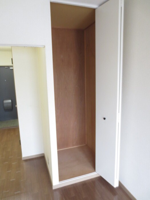 物件内観写真14　(収納)