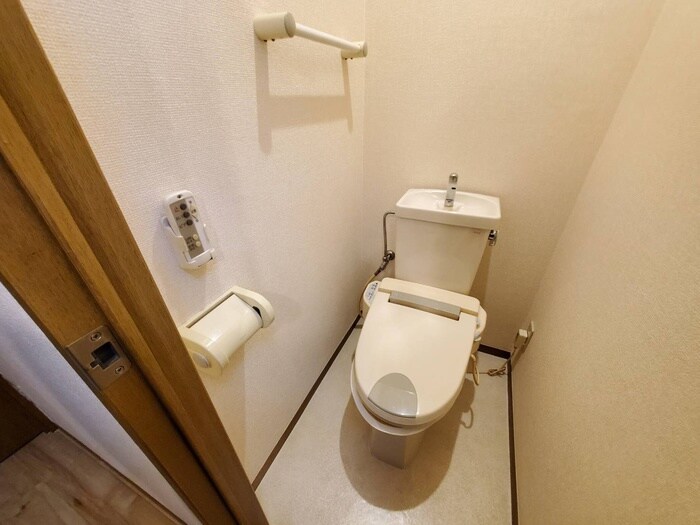 物件内観写真13　(トイレ)