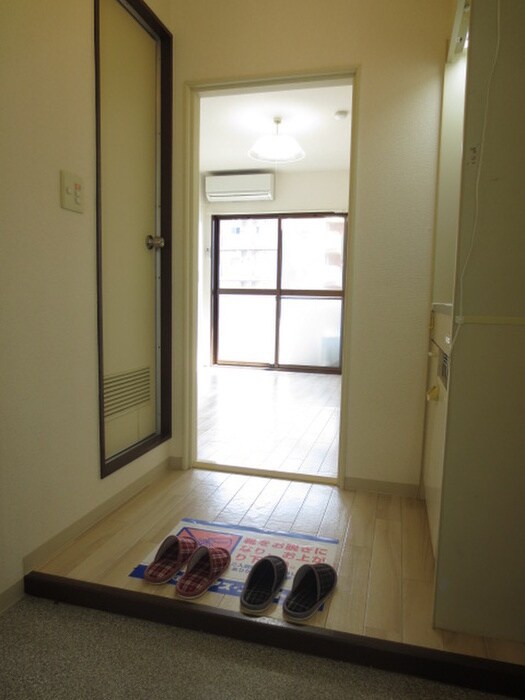 物件内観写真9　(廊下)