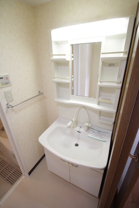 物件内観写真11　(洗面)