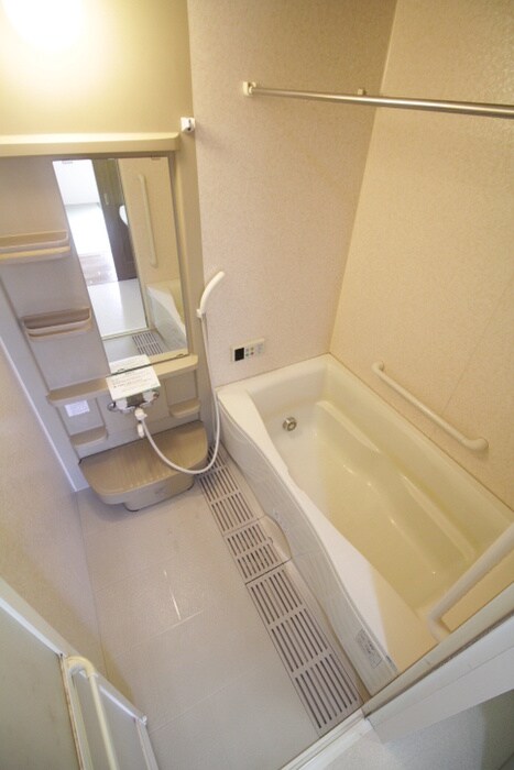 物件内観写真12　(バス／シャワールーム等)