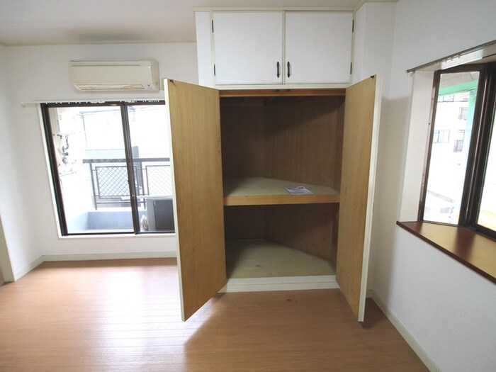物件内観写真11　(収納)