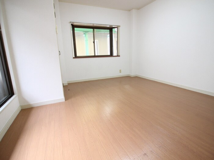 物件内観写真16　(居室)