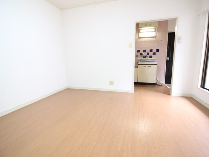 物件内観写真18　(居室)