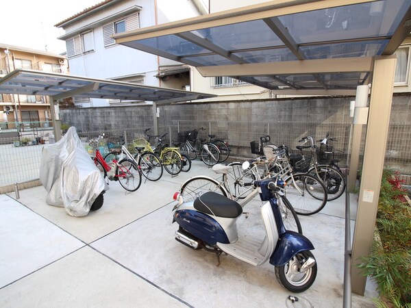 駐輪場