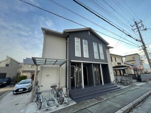 ニューレセンテカントリー外観写真