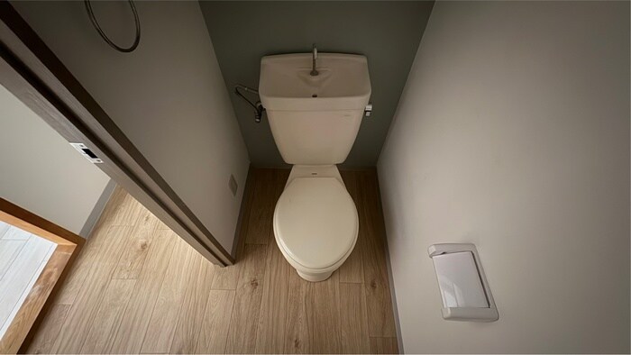 物件内観写真14　(トイレ)