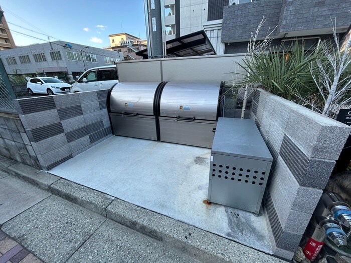 物件外観写真4　(建物設備)