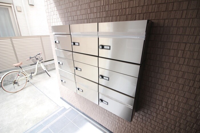 物件外観写真6　(建物設備)