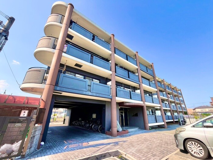 物件外観写真1　(外観写真)