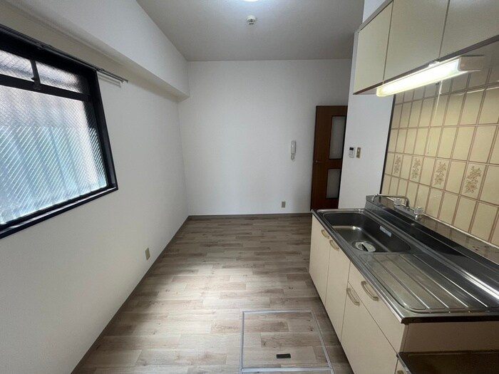 物件内観写真18　(居室)