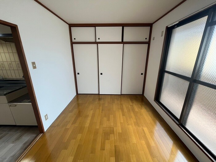 物件内観写真19　(居室)