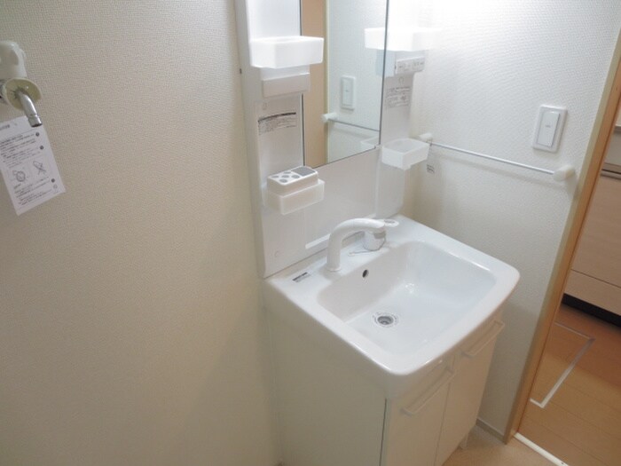 物件内観写真12　(洗面)