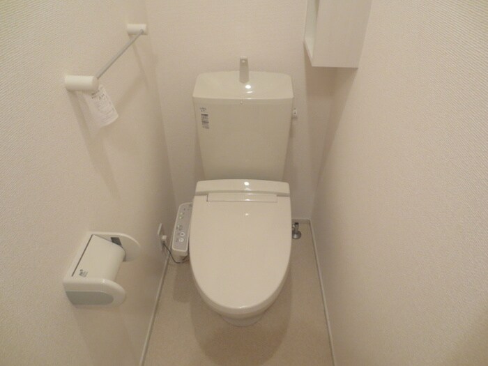 物件内観写真14　(トイレ)