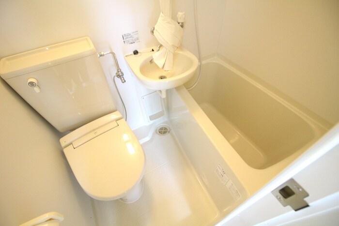 物件内観写真13　(トイレ)