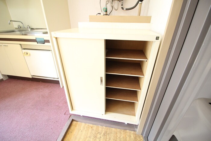 物件内観写真15　(靴箱)