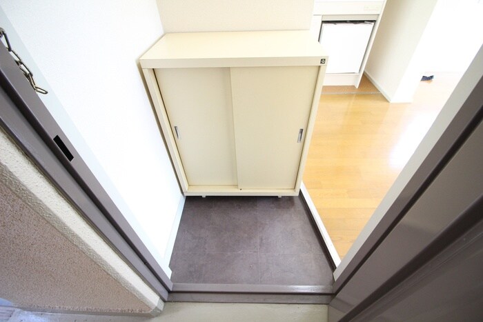 物件内観写真15　(玄関)
