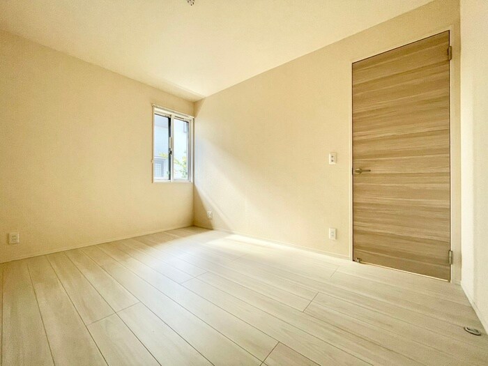 物件内観写真11　(居室)