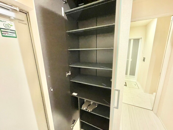 物件内観写真19　(靴箱)