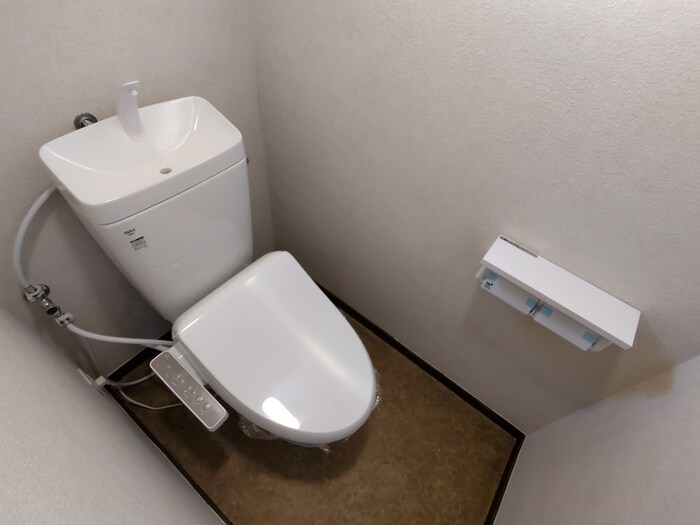 物件内観写真11　(トイレ)