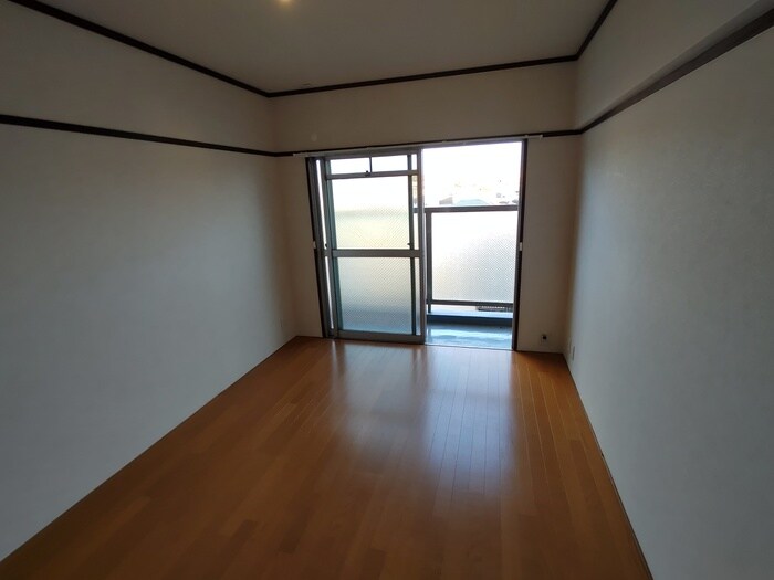 物件内観写真14　(居室)