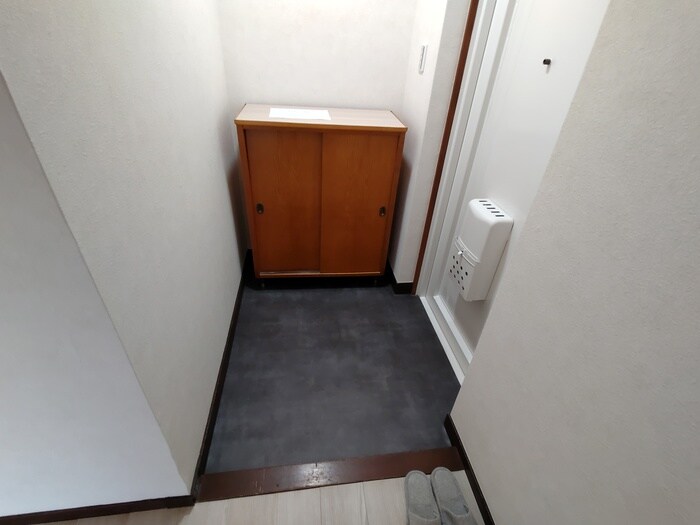 物件内観写真21　(玄関)