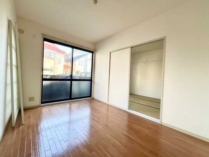 物件内観写真10　(居室)