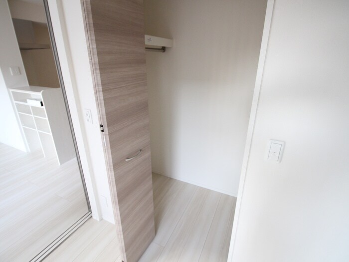 物件内観写真17　(居室)