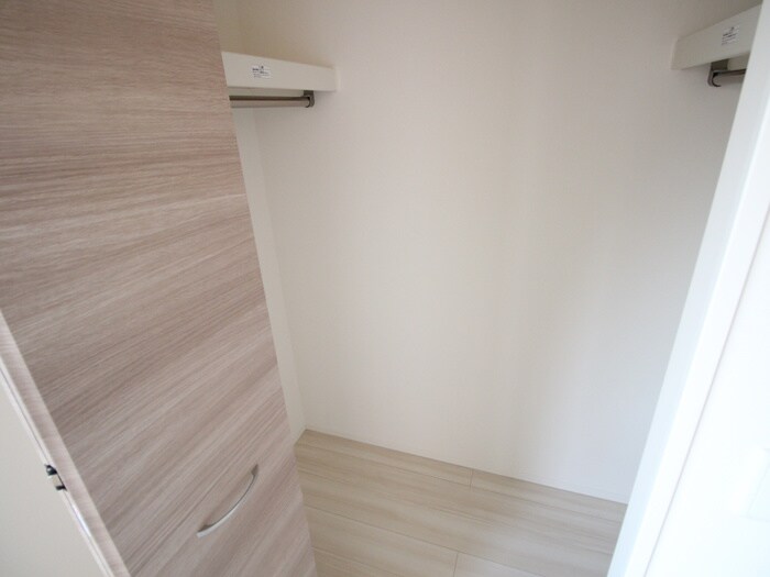 物件内観写真20　(収納)