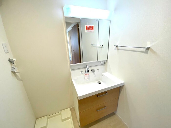 物件内観写真13　(洗面)